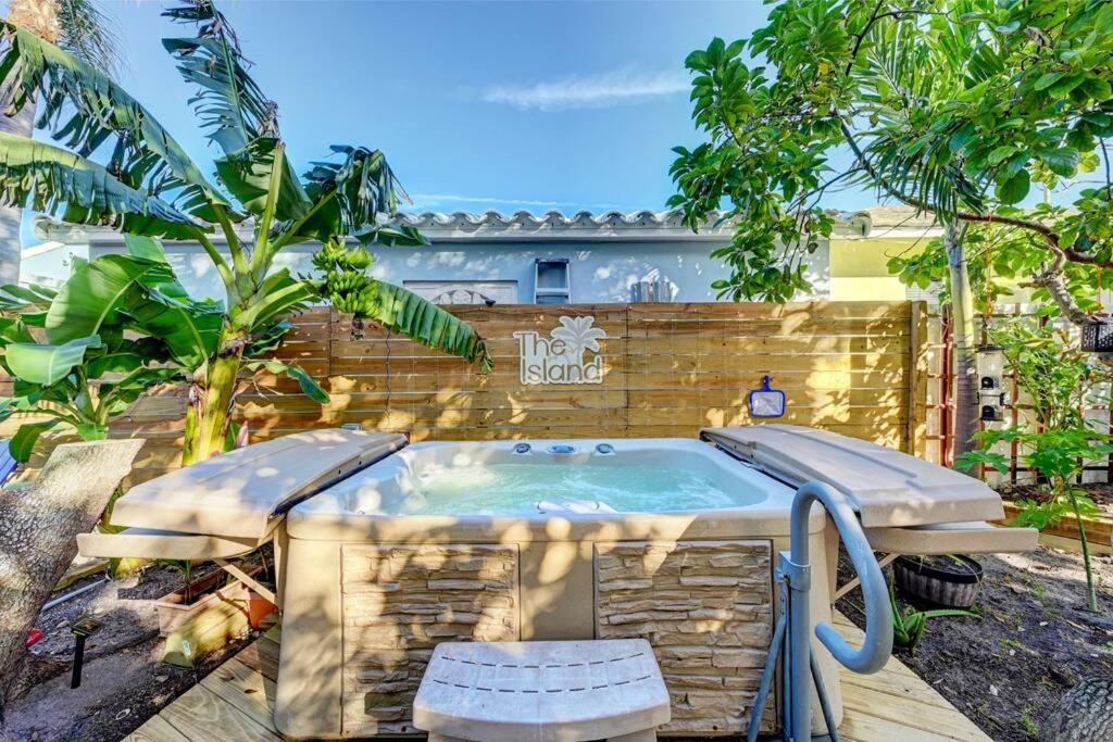 Garden Beach Studio @The Island Deerfield Beach Exterior photo